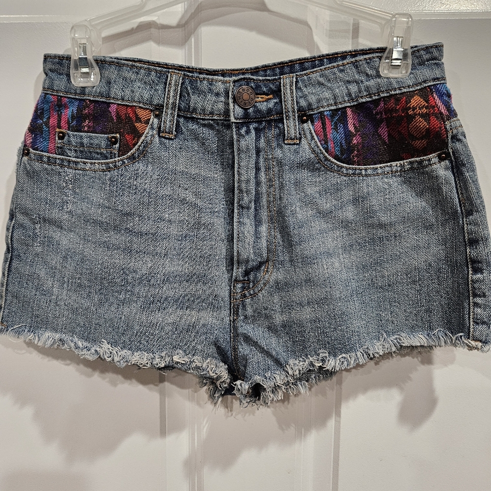 BDG Urban Outfitters Drnim Shorts Sz 4/6 (27) High Rise Dree Cheeky Aztec detail